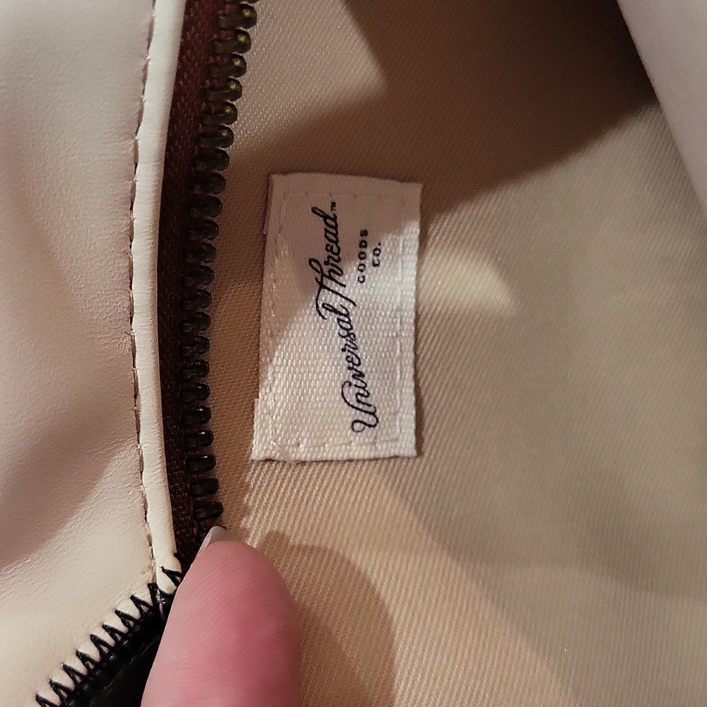 Universal Thread Bag - Picture 9 of 14